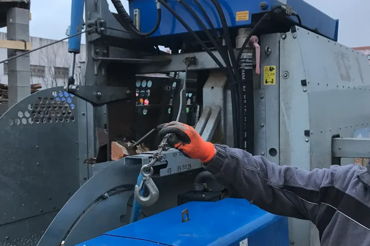 Premium-Buchenholz für Spangenberg: Bis zu 70 % mehr Heizleistung – Spangenberg