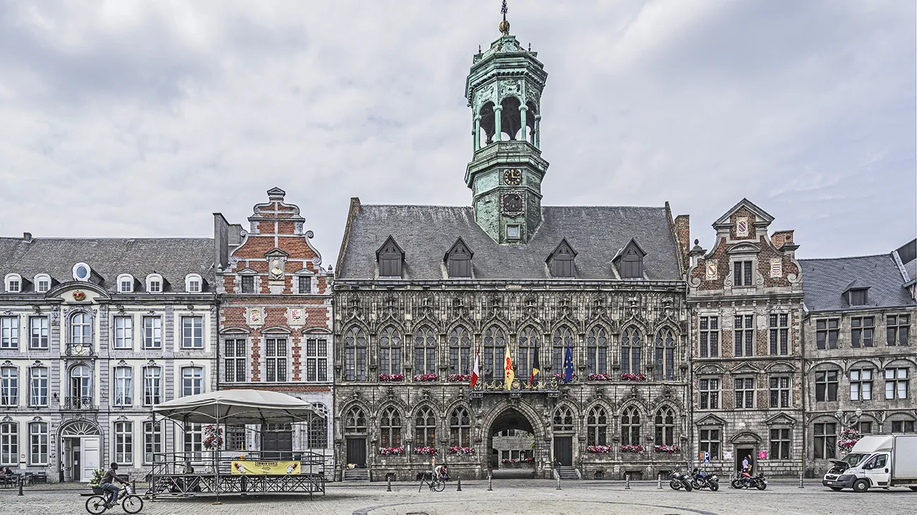 Mons – Brennholz König Liefergebiet