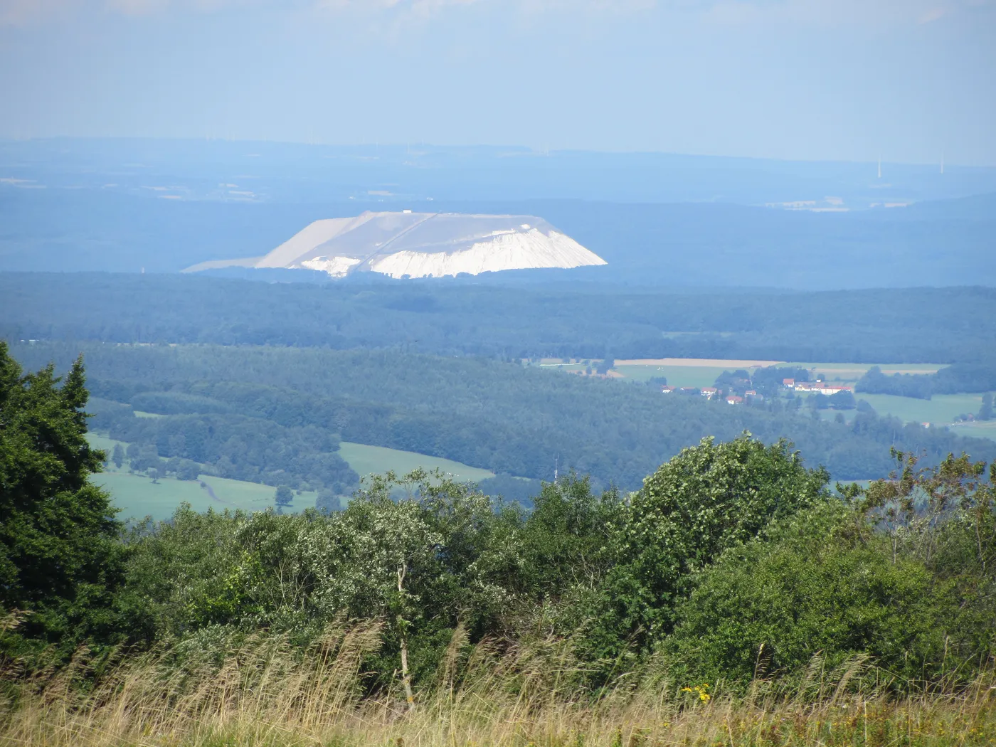 Neuhof – Brennholz König Liefergebiet